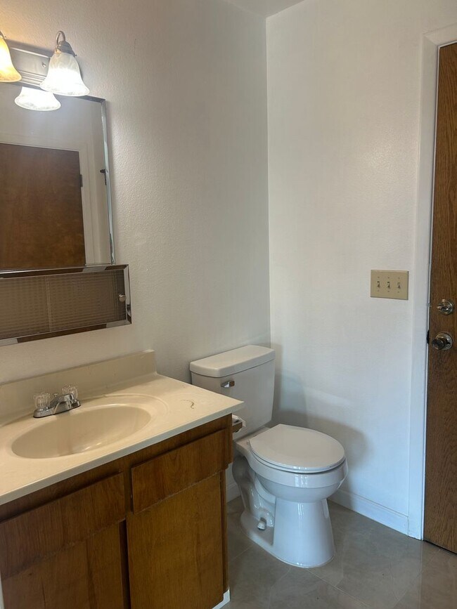 Building Photo - 2774 Jessica Cir