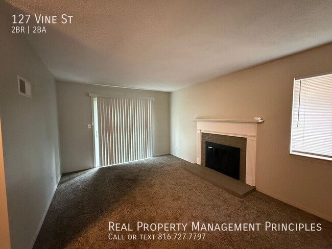 Building Photo - 127 Vine St