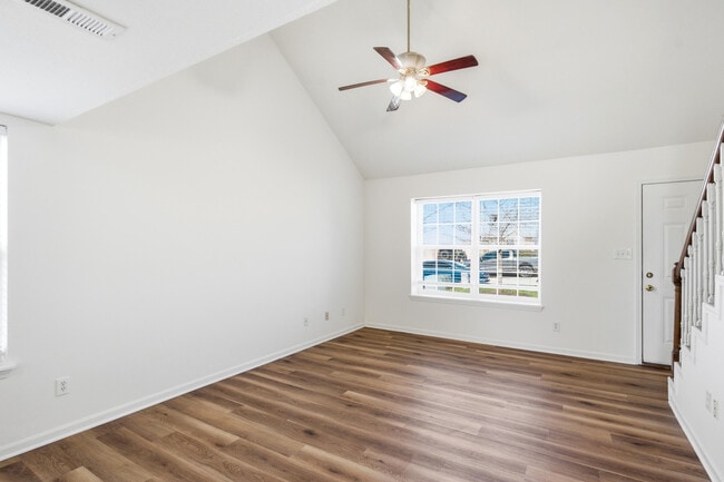 Building Photo - 3520 Prescott Dr