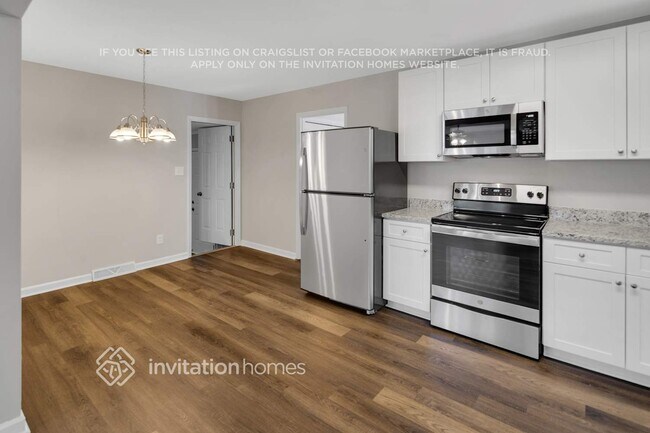 Building Photo - 7112 David Ave