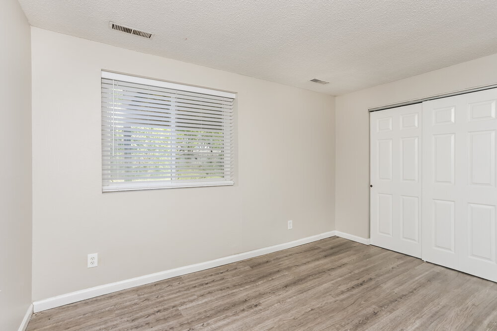 Building Photo - 1690 Woodman Dr