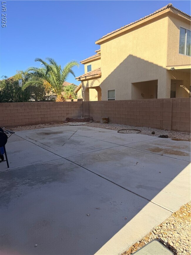 Building Photo - 2636 La Mata St
