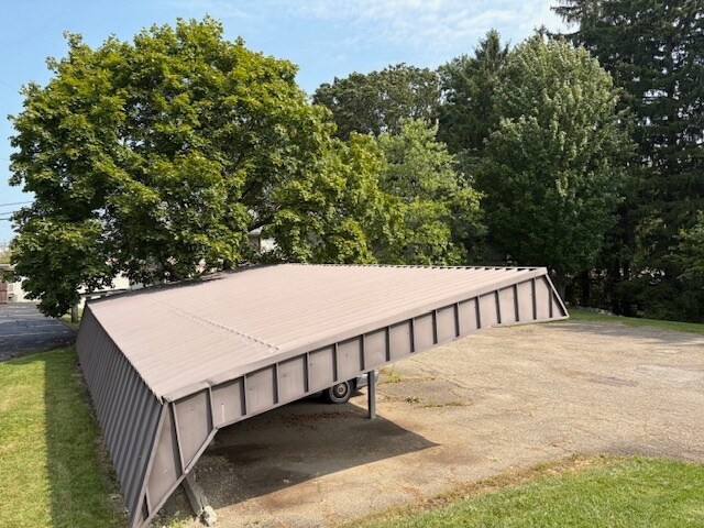 Building Photo - 810 Betner Dr