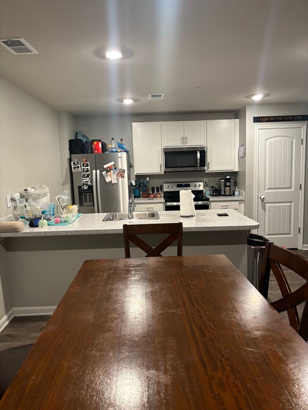 Building Photo - 1612 Liam Dr