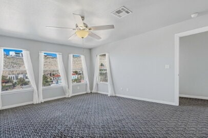 Building Photo - Updated 3-Bed Condo with Scenic Views & Cozy Fireplace