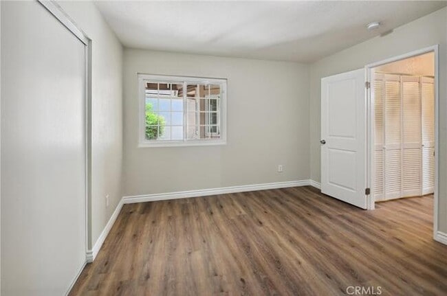 Building Photo - 1224 Fairway Cir