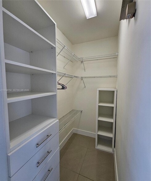 Building Photo - 6410 NW 105th Pl