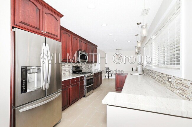 Building Photo - 9224 Oak Knoll Ln