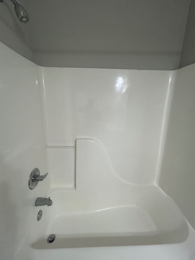 Building Photo - 329 Anden Hall Dr