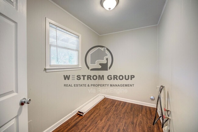 Building Photo - 3635 Rogene St