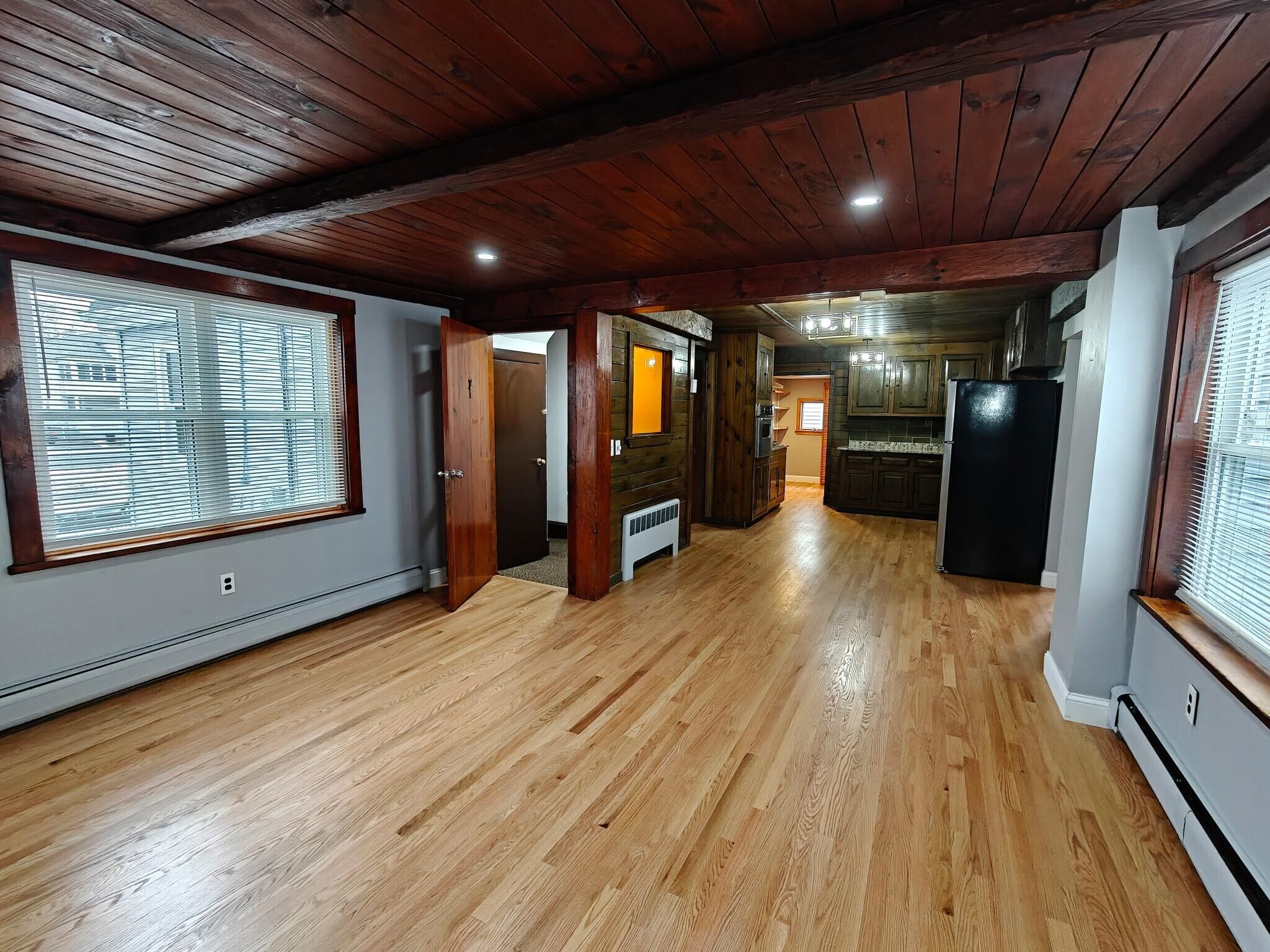 Building Photo - 19 Sheridan St