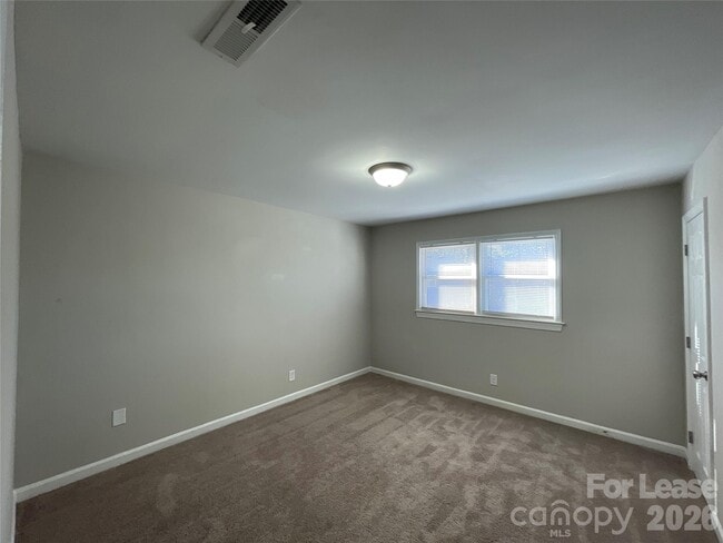 Building Photo - 206 E Glendale Ave