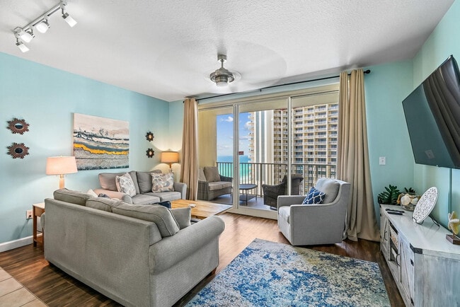 Building Photo - 9900 S Thomas Dr