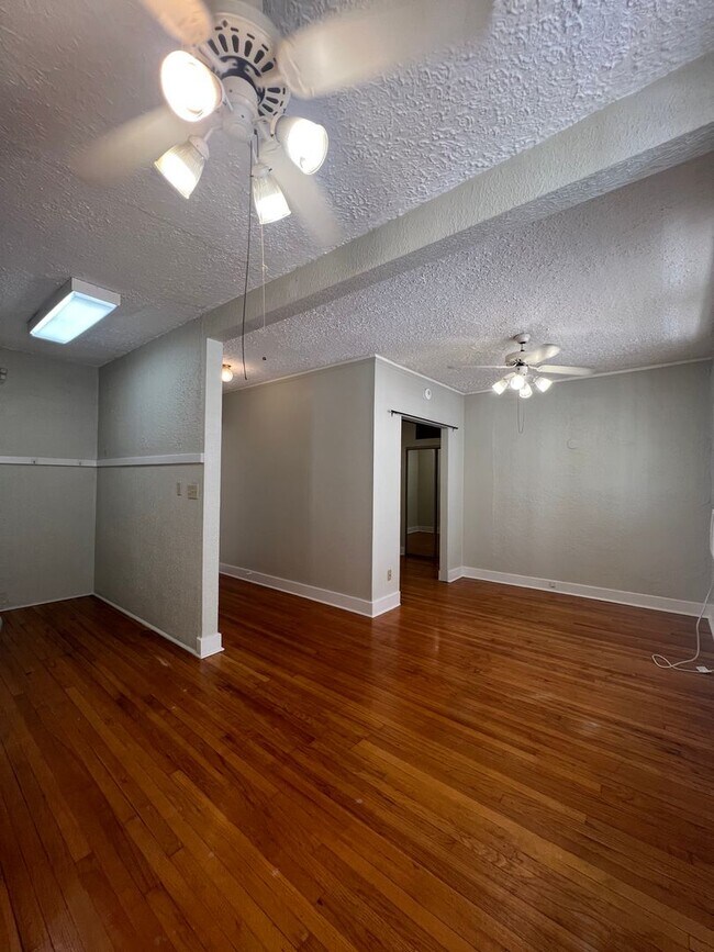 Building Photo - 1301 Napoleon Ave