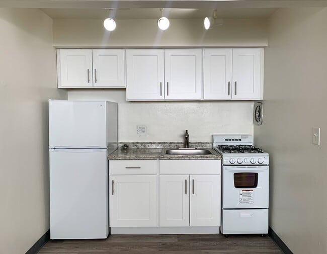 Renovated 1 Bed / 1 Bath - Prospective
