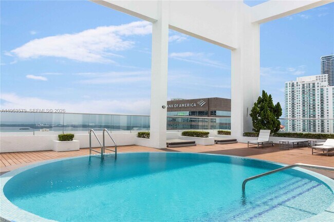 Building Photo - 55 SE 6th St