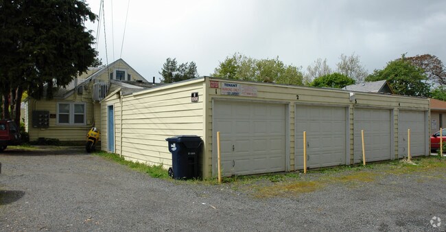 Building Photo - 1383 Lawrence St