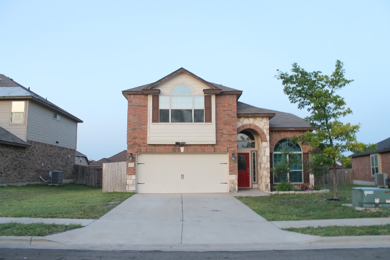 Primary Photo - 6610 Mustang Creek Rd