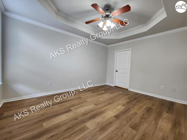 Building Photo - 2269 Ridgemont Dr