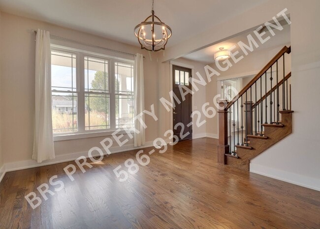 Building Photo - JUST REDUCED!!  Stunning 4 bedroom 2.5 bat...