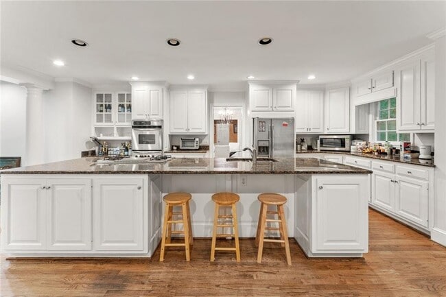 Building Photo - 2986 Mornington Dr NW