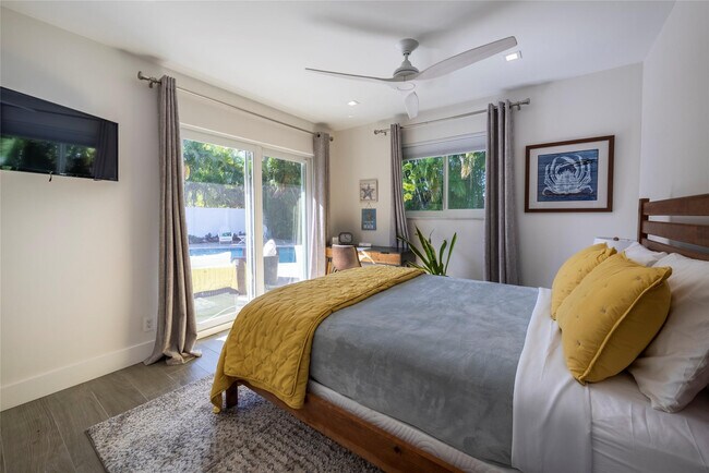 Building Photo - 1959 SE 25th Ave