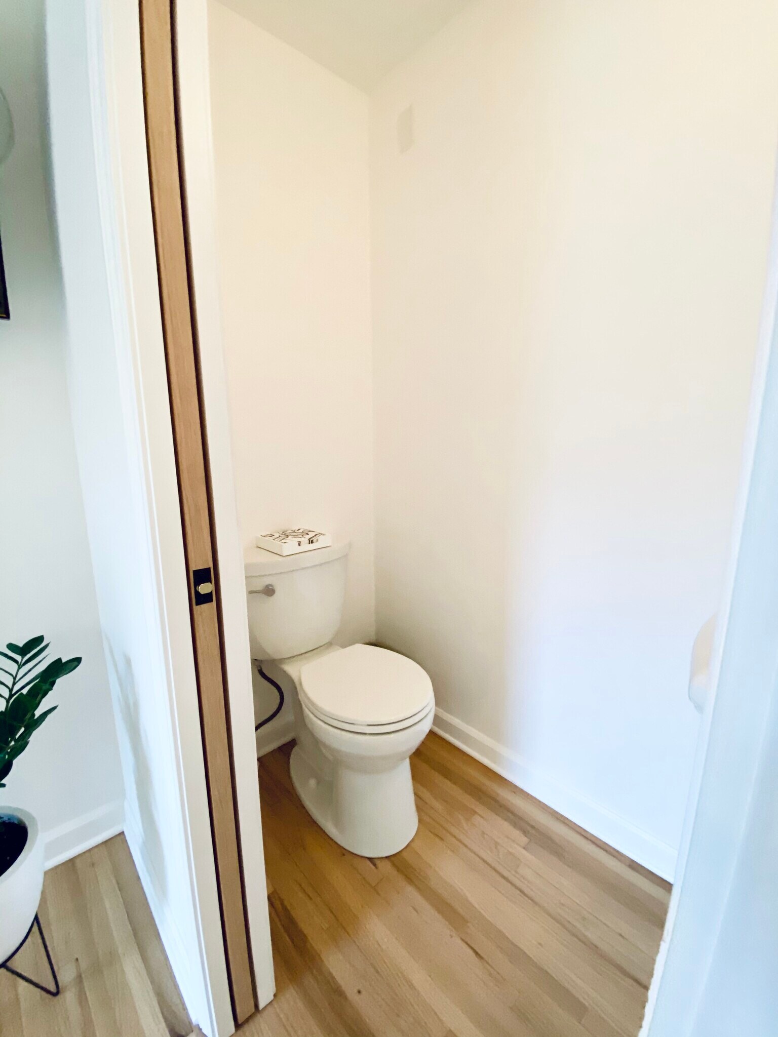 Building Photo - 1845 Northwest Ct