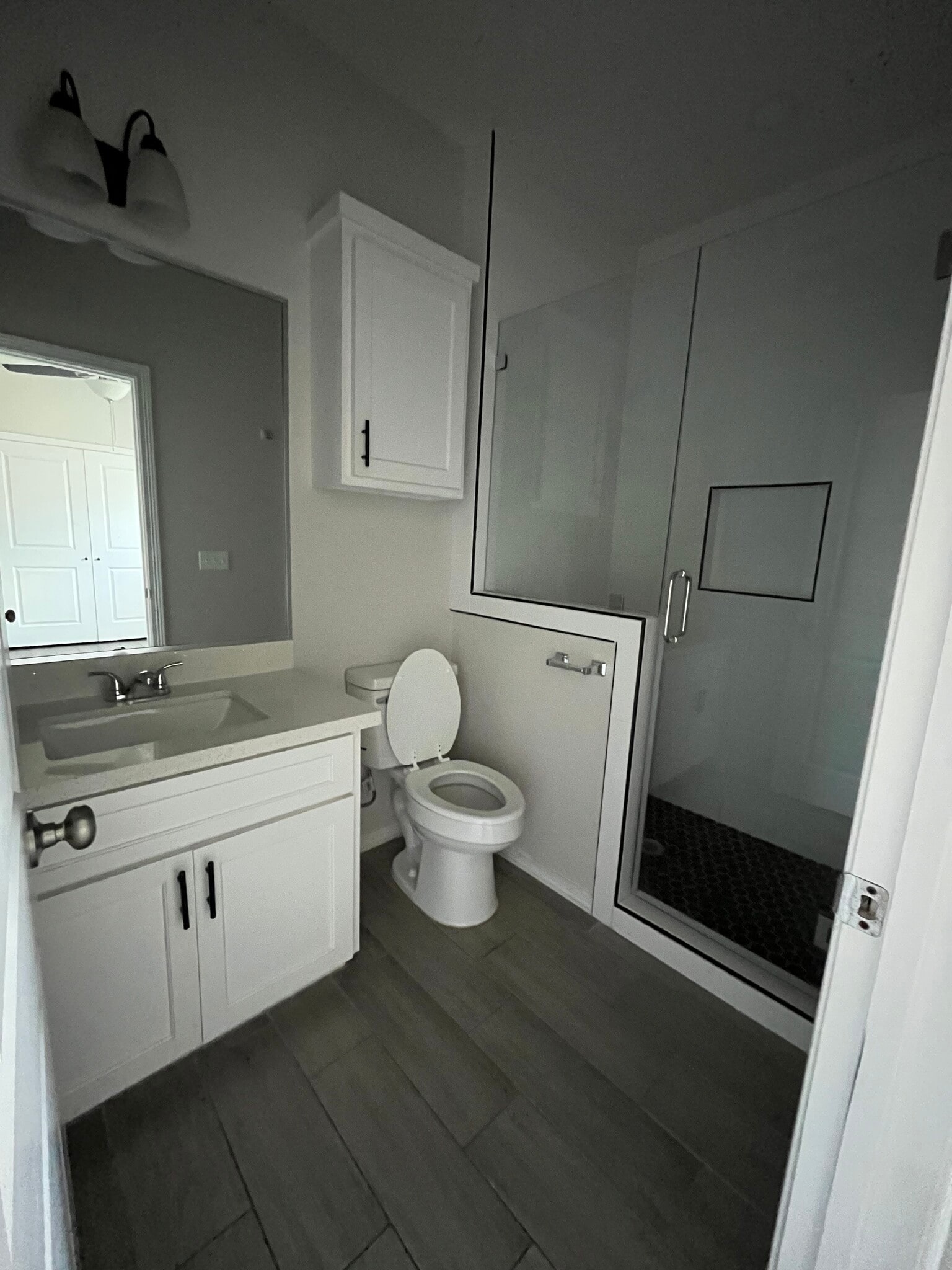 Master bathroom - 1630 Playa Dr