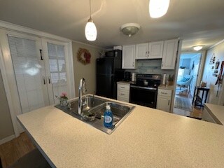 Building Photo - 64 Shoreland Dr