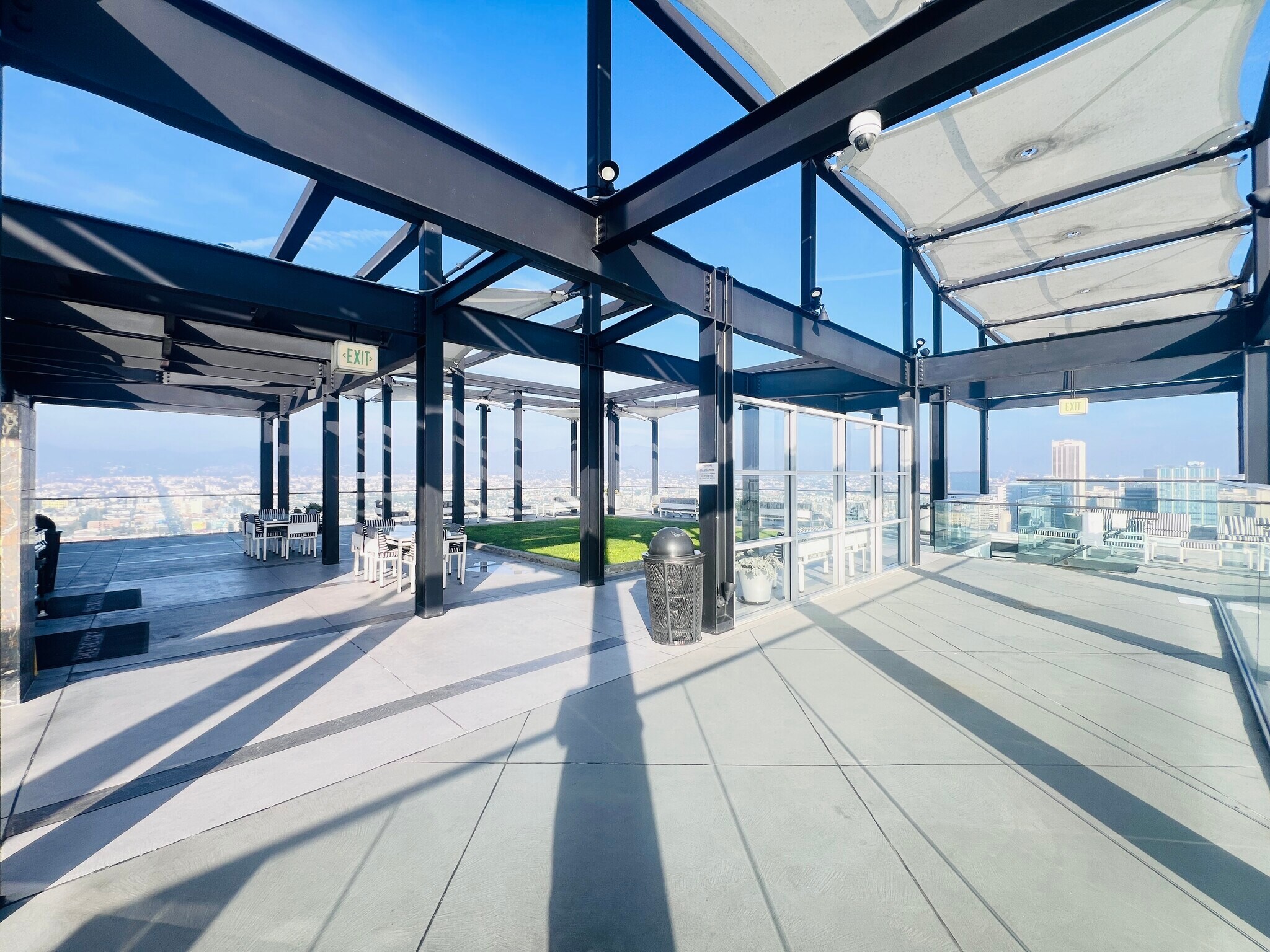 Building Photo - 3810 Wilshire Blvd