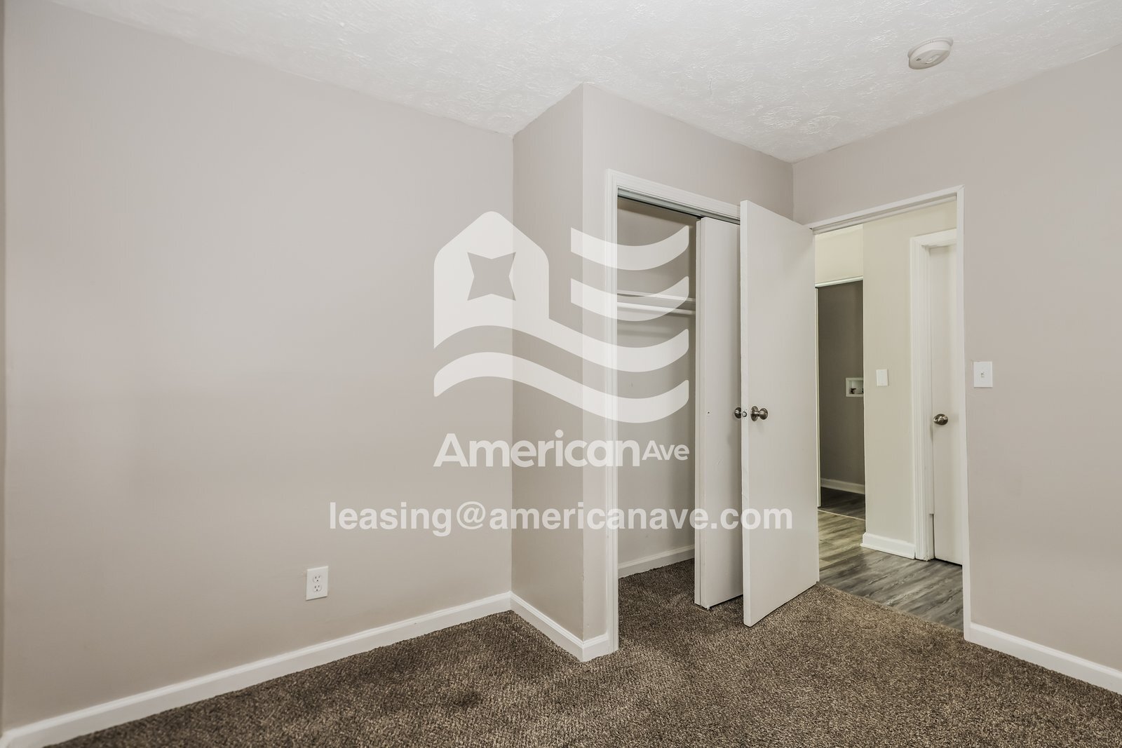 Building Photo - 3907 Larkspur Dr