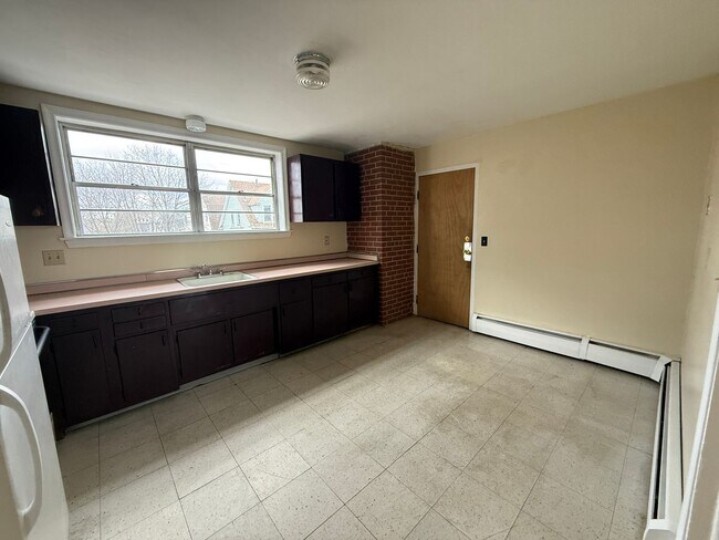 Building Photo - 149-151 Adelaide St.