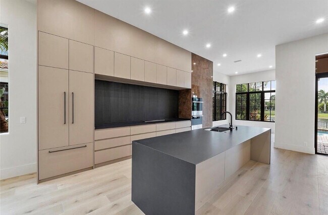 Building Photo - 7247 Wisteria Ave