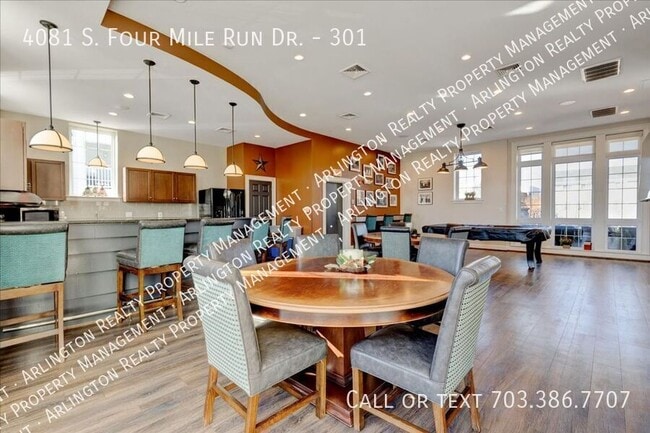 Building Photo - 4081 S Four Mile Run Dr