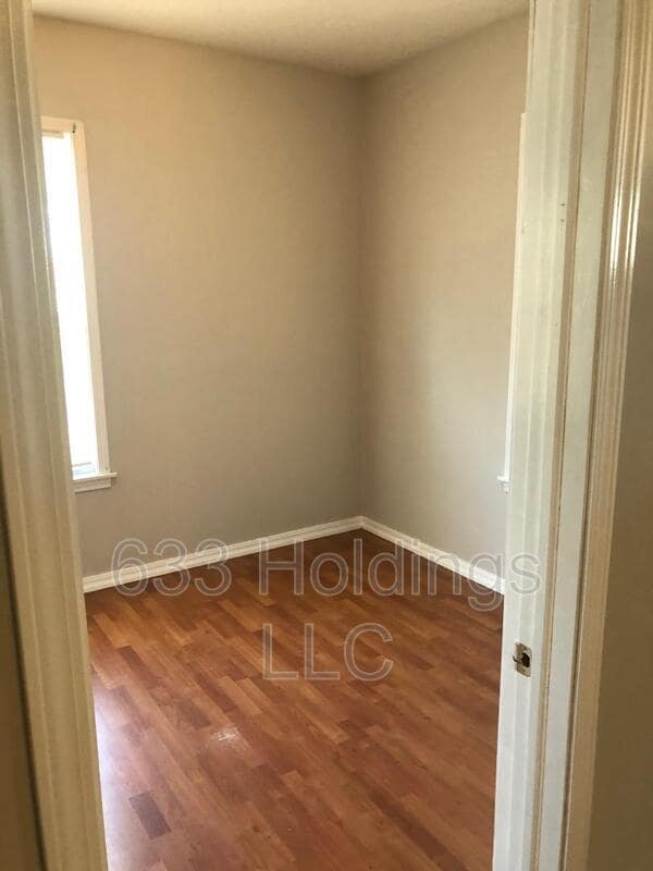 Building Photo - 403 McKinley Ave