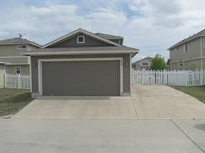 Building Photo - 504 Rolling Oak Dr