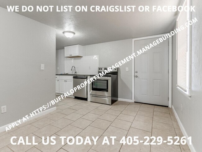 Building Photo - 2544 Cashion Pl