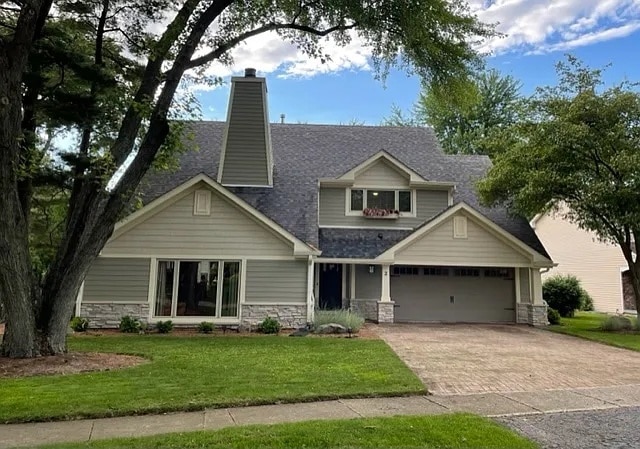 Primary Photo - 2 Cedar Gate Cir
