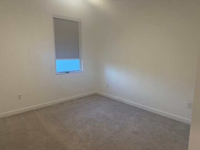 Building Photo - 4938 Navali Dr