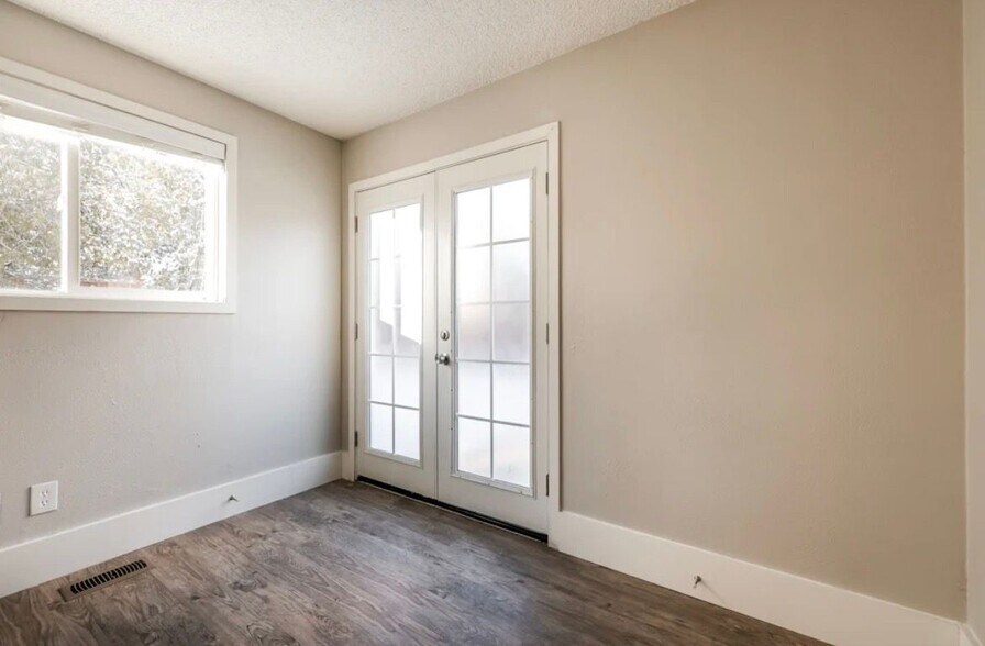 Building Photo - 17487 E Temple Dr