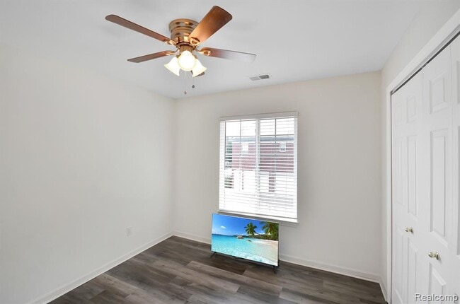 Building Photo - 8425 Williamstown Dr