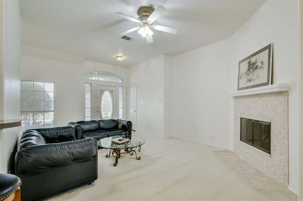 Building Photo - 1017 Stanford Ln