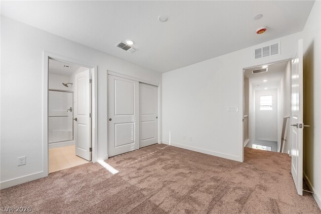 Building Photo - 5838 Kips Bay St