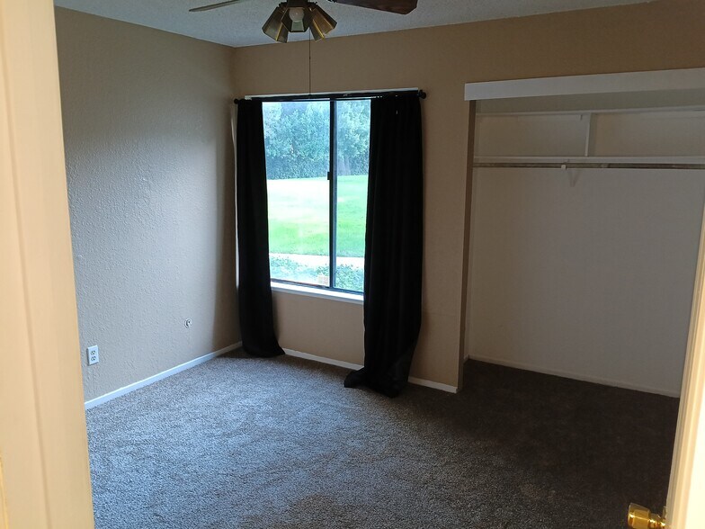 Building Photo - 6724 Plymouth Rd