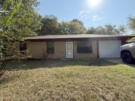 Building Photo - 157 Norma St