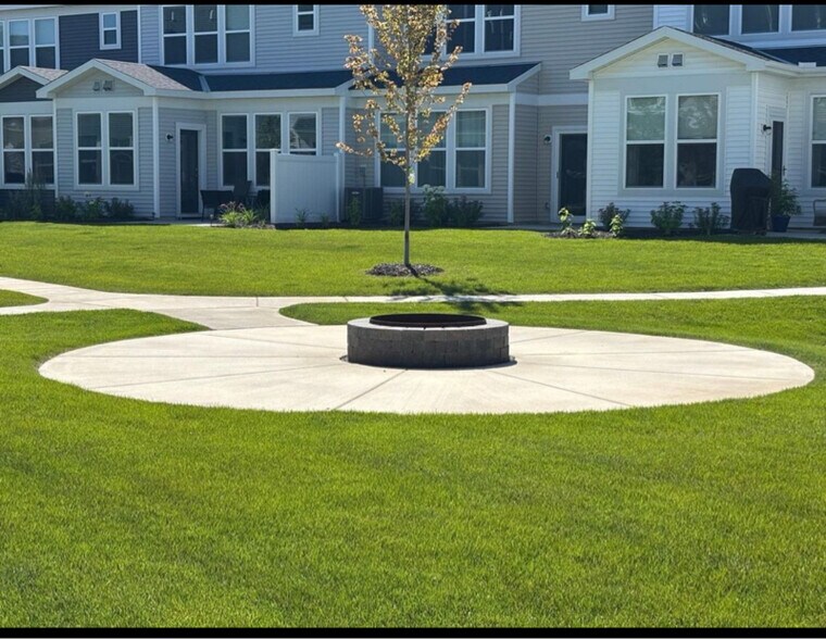 Building Photo - 1767 Hauer Trail