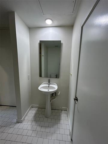 Building Photo - 2608 Museum Way