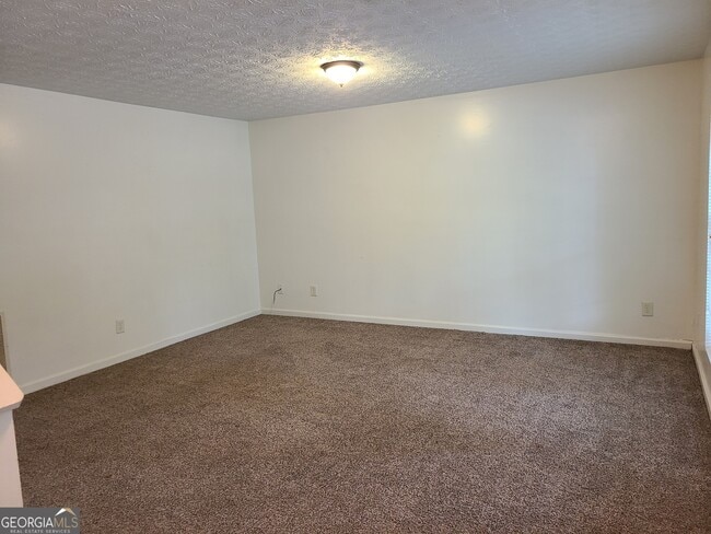 Building Photo - 1831 Grove Way