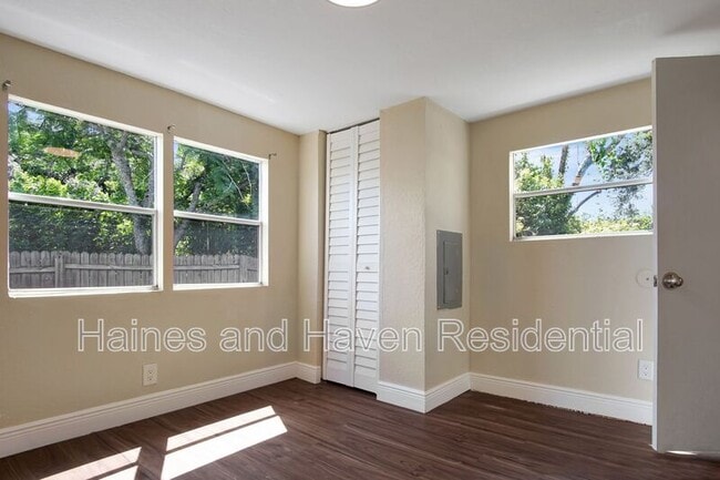 Building Photo - 26 Forest Dr