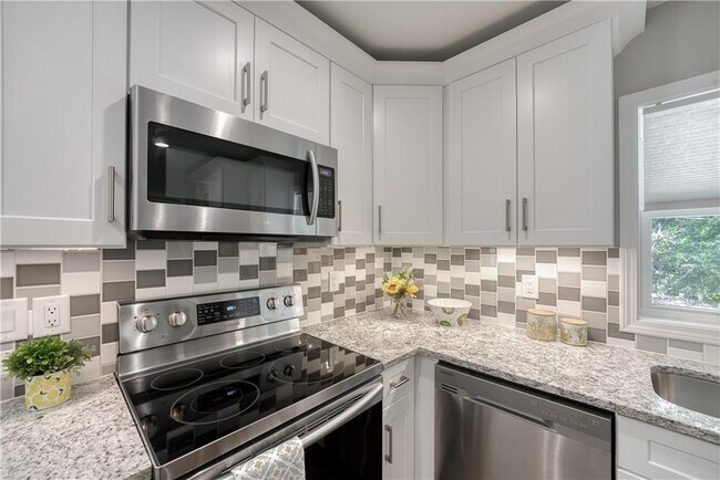 Building Photo - 2997 Whispering Hills Ct